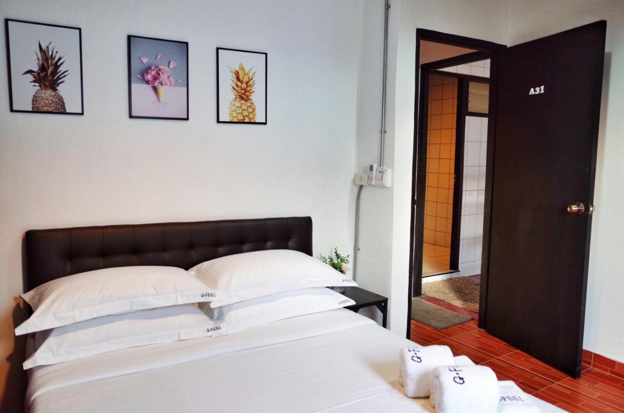 Gfeel Hostel Bangkok Exterior foto